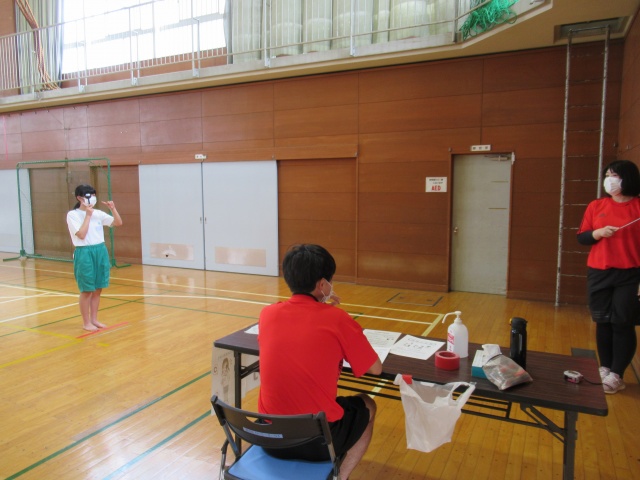 ６ ３ 身体測定 １年生 行田市立忍中学校